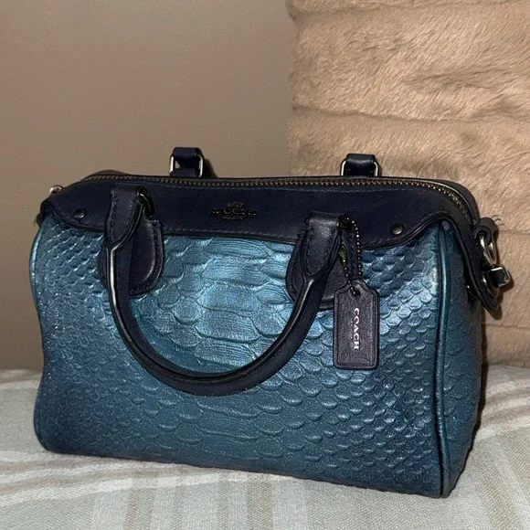 RARE Coach mini bannet Metalic Blue Satchel Bag - Picture 2 of 8